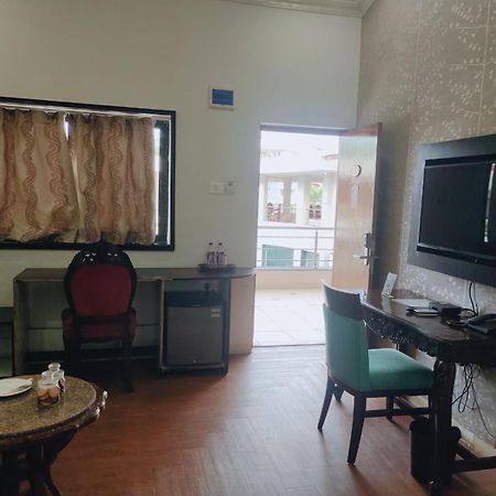 The Center Court Resort & Spa 瓦卡 外观 照片